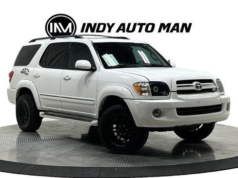 Used 2006 Toyota Sequoia SR5 AWD/4WD image 2