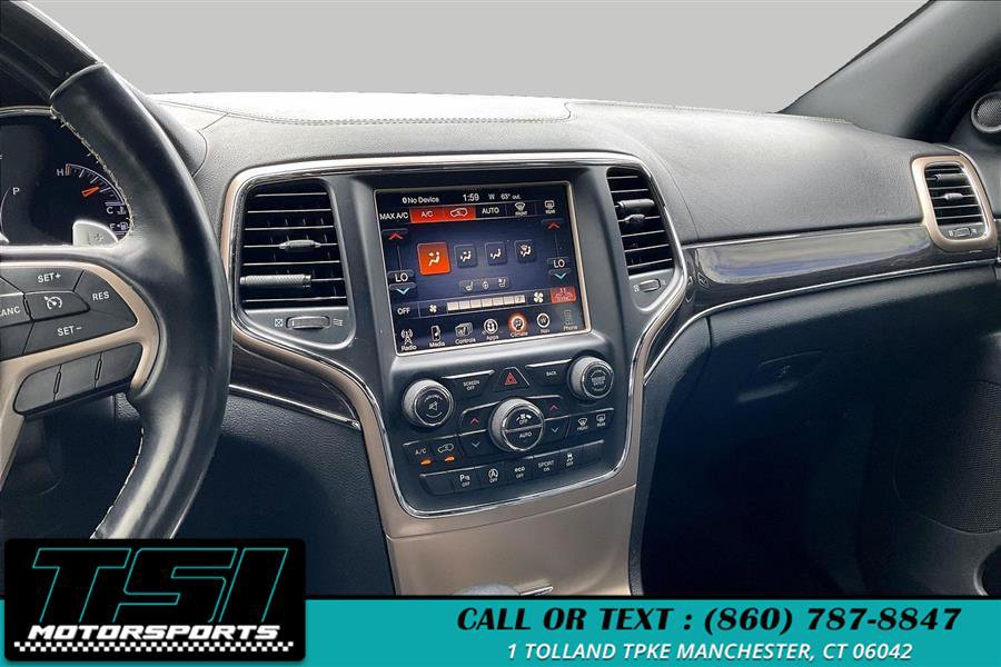 Used 2017 Jeep Grand Cherokee Overland AWD/4WD image 5