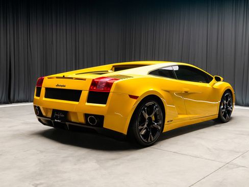 Used 2008 Lamborghini Gallardo AWD/4WD image 38