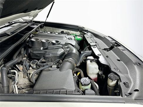 Used 2016 Toyota 4Runner Limited image 27