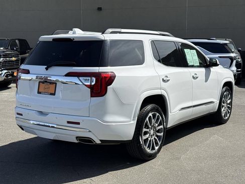 Used 2023 GMC Acadia Denali FWD image 3