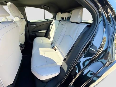 Used 2023 Lexus UX 250h FWD w/ Accessory Package (Z1) image 20