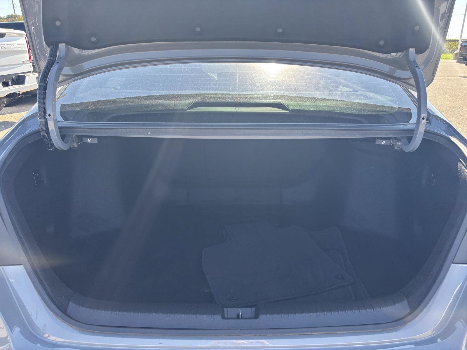 Used 2025 Honda Accord Touring image 13