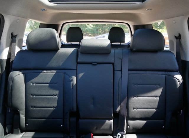 Used 2024 Hyundai Santa Fe Limited AWD/4WD image 22