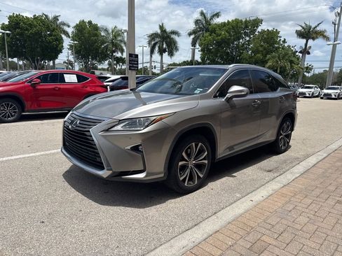 Used 2017 Lexus RX 350 FWD w/ Premium Package image 19