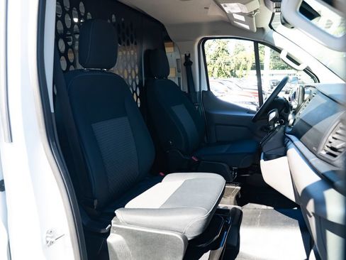 Used 2025 Ford Transit 250 Low Roof w/ Exterior Upgrade Package RWD image 16