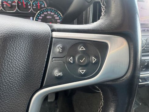 Used 2017 GMC Sierra 1500 SLT image 16