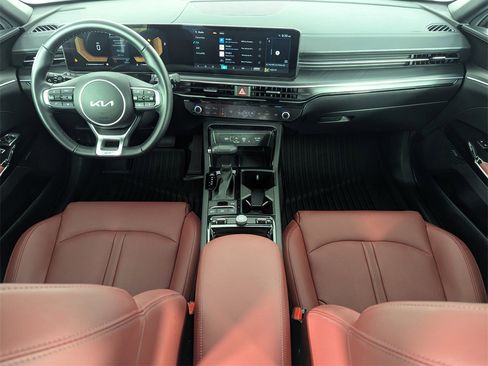 Used 2025 Kia K5 GT-Line w/ GT-Line Premium Package image 15