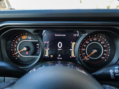 New 2026 Jeep Wrangler Unlimited Sahara AWD/4WD image 24