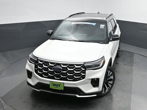 New 2026 Ford Explorer Platinum w/ LUX Leather Package AWD/4WD image 38