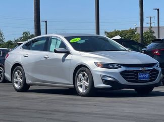 Used 2022 Chevrolet Malibu LT video 2