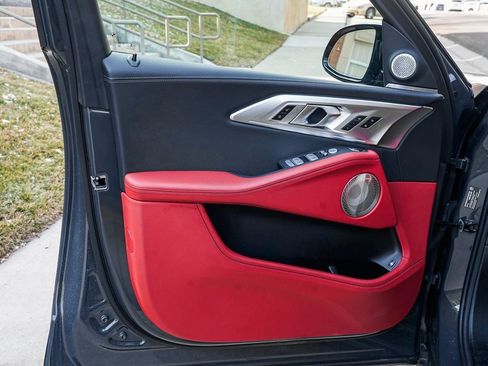 Used 2025 BMW XM Label Red image 9