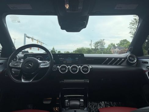 Used 2021 Mercedes-Benz CLA 35 AMG 4MATIC image 12
