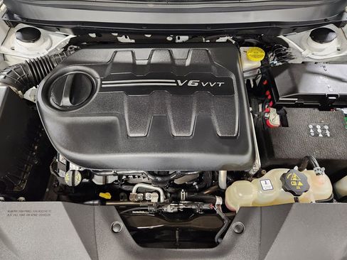 Used 2022 Jeep Cherokee Latitude w/ Sun & Sound Group image 51