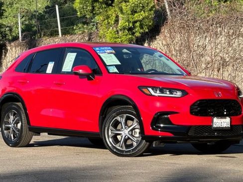 Certified 2024 Honda HR-V EX-L image 2