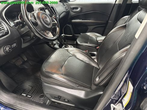 Used 2020 Jeep Compass Limited image 3