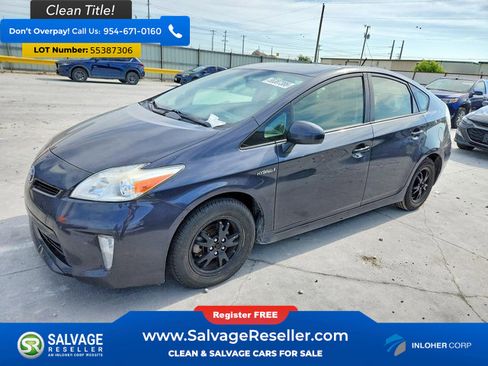 Used 2014 Toyota Prius Two FWD image 1