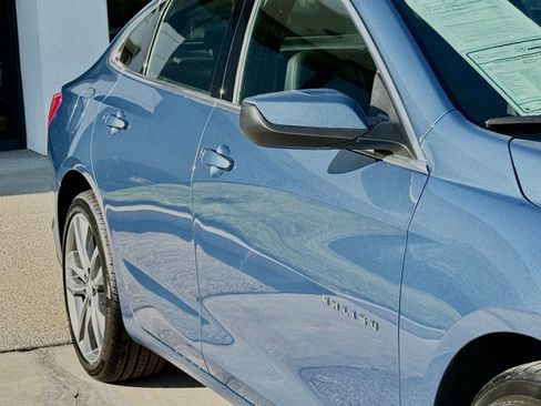 Used 2024 Chevrolet Malibu LT FWD image 9