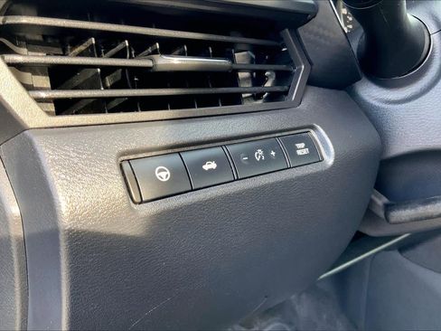 Used 2022 Nissan Altima 2.5 SV w/ SV Premium Package image 34