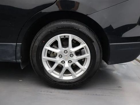 Used 2024 Chevrolet Equinox LT FWD image 36