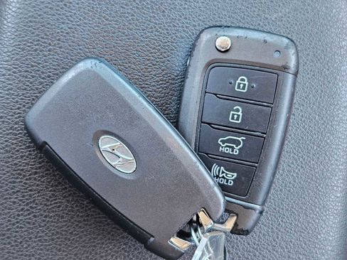 Used 2019 Hyundai Kona SE image 29