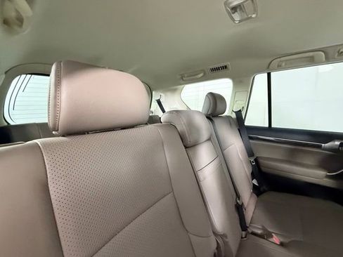 Used 2022 Lexus GX 460 Luxury w/ Accessory Package AWD/4WD image 26
