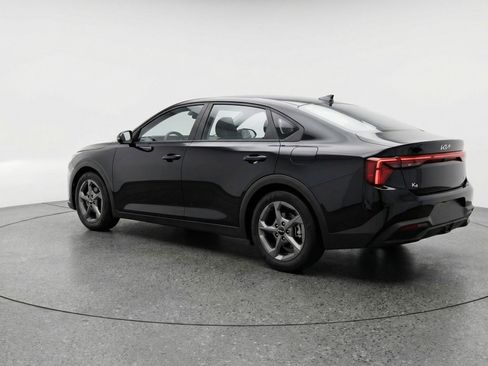 Used 2025 Kia K4 FWD image 6