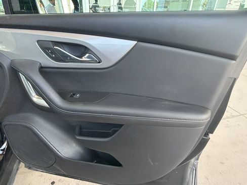 Used 2021 Chevrolet Blazer LT FWD image 29