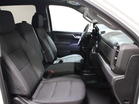 Certified 2026 Chevrolet Silverado 1500 LT w/ All Star Edition Plus image 24