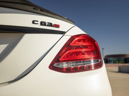 Used 2015 Mercedes-Benz C 63 AMG S image 10