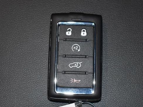 New 2025 Jeep Grand Cherokee Limited w/ Trailer Tow Package image 22