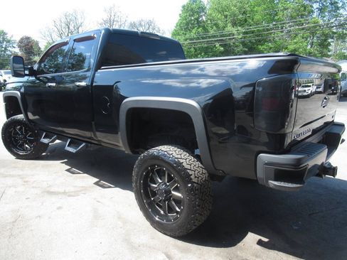 Used 2015 Chevrolet Silverado 2500 LTZ w/ Snow Plow Prep Package AWD/4WD image 15