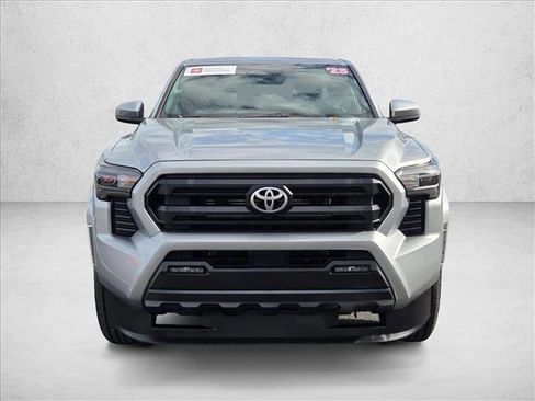 Certified 2025 Toyota Tacoma SR5 image 2