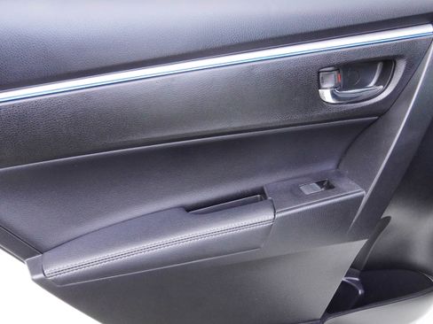 Used 2016 Toyota Corolla S w/ Driver Convenience Package image 31