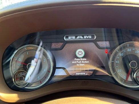 Used 2022 RAM 3500 Limited AWD/4WD image 30