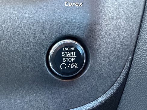 Used 2012 Dodge Challenger SXT image 24