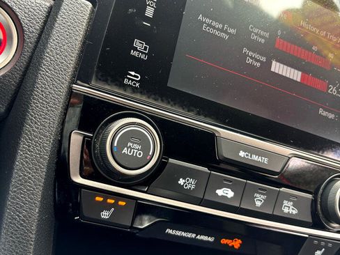 Used 2018 Honda Civic Si image 11