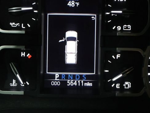 Used 2020 Toyota Tundra SR5 w/ SR5 Upgrade Package AWD/4WD image 37