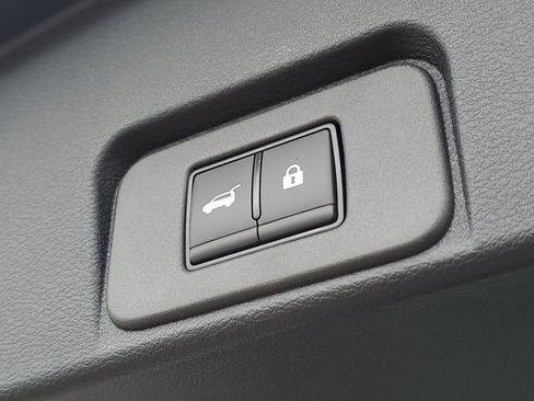 New 2026 Nissan Rogue Platinum w/ Platinum Premium Package image 9