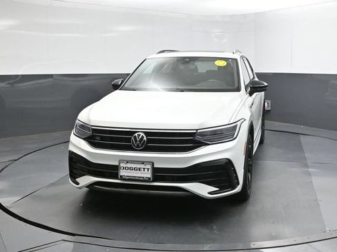 Used 2023 Volkswagen Tiguan SE R-Line FWD image 22