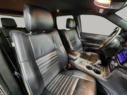 Used 2019 Jeep Grand Cherokee Limited X image 27