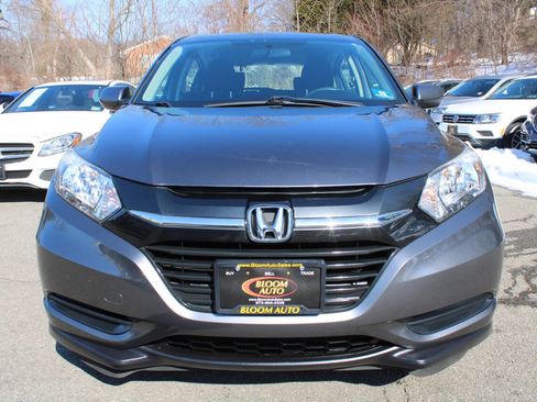 Used 2016 Honda HR-V LX image 3