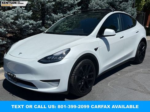 Used 2023 Tesla Model Y Long Range AWD/4WD image 3