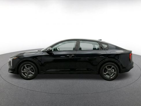 Used 2025 Kia K4 FWD image 4