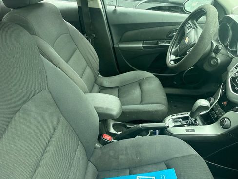 Used 2015 Chevrolet Cruze LT FWD image 23