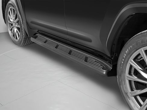 Used 2024 Lexus LX 600 4WD w/ Luxury Package image 42