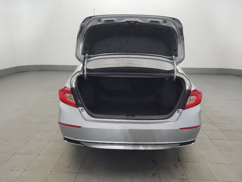 Used 2018 Honda Accord LX image 29