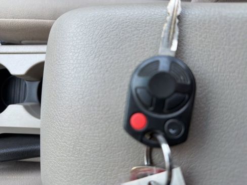 Used 2007 Ford Fusion SEL image 18