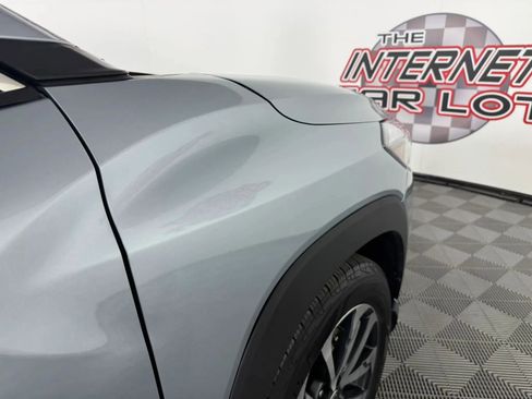 Used 2024 Toyota Corolla Cross XLE w/ Convenience Package AWD/4WD image 34