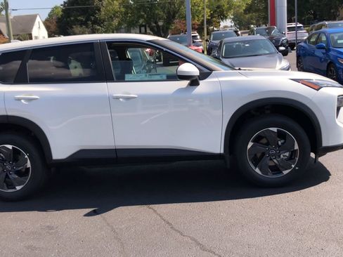 New 2026 Nissan Rogue SV w/ Cold Weather Package image 9